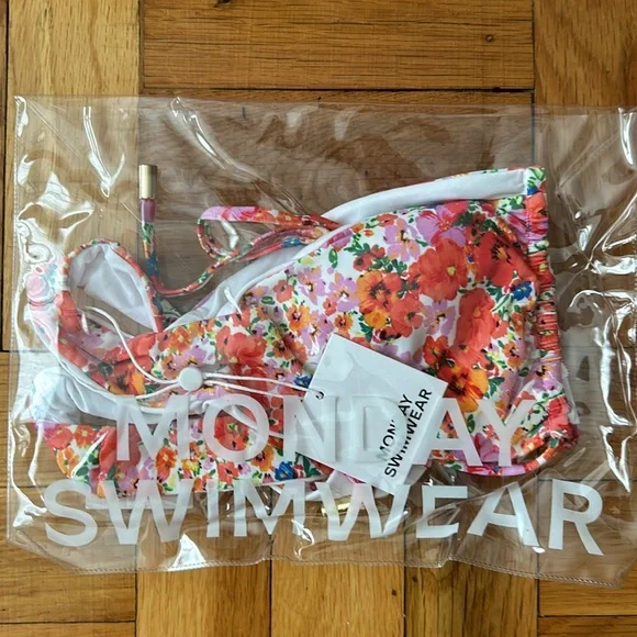 Monday Swimwear PALM SPRINGS TOP - PETITE FLEUR - Picture 4 of 4